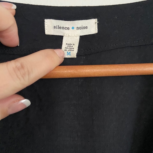 Silence & Noise Button Down Tie Front Tunic - Picture 4 of 4